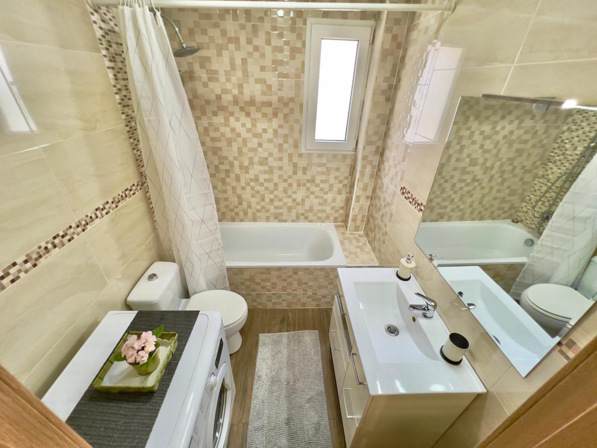 Cozy Apartment In Valencia! Wi-Fi ! Extérieur photo