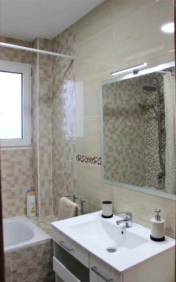 Cozy Apartment In Valencia! Wi-Fi ! Extérieur photo